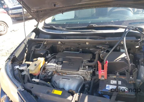 2013 Toyota Rav4 Xle z USA, uszkodzony, nr VIN 2T3WFREV6DW006940